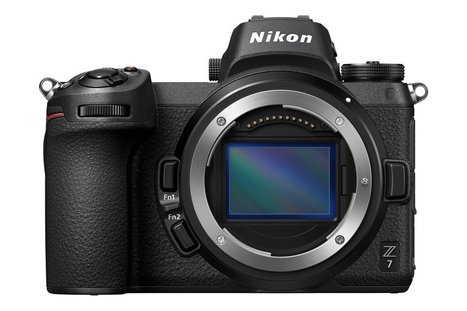 Đang tải Nikon-Z7-960x640.jpg…