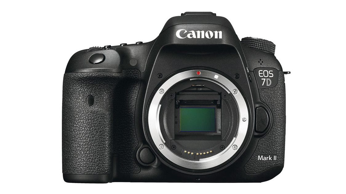 Hé lộ thông tin một loạt sản phẩm mới của Canon