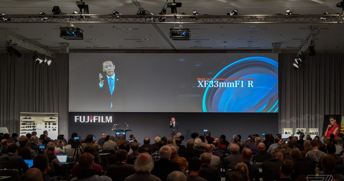 Fujifilm công bố ống kính f/1 đầu tiên trên thế giới cho máy ảnh mirrorless