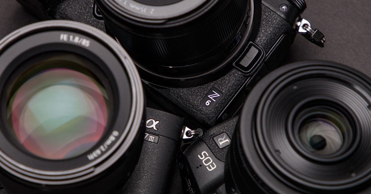 Sony a7 III vs. Canon EOS R vs. Nikon Z6: Đánh giá thế nào và nên chọn ai?