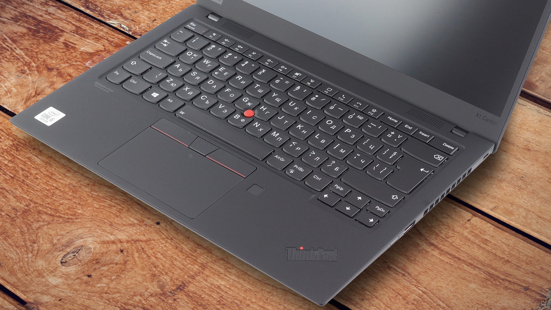 Đánh giá ThinkPad X1 Carbon Gen 8: Dòng laptop cao cấp nổi tiếng nay còn  xuất sắc hơn - Blogs các sản phẩm công nghệ 