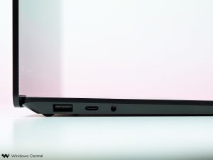 surface-laptop-4-amd-2021-ports