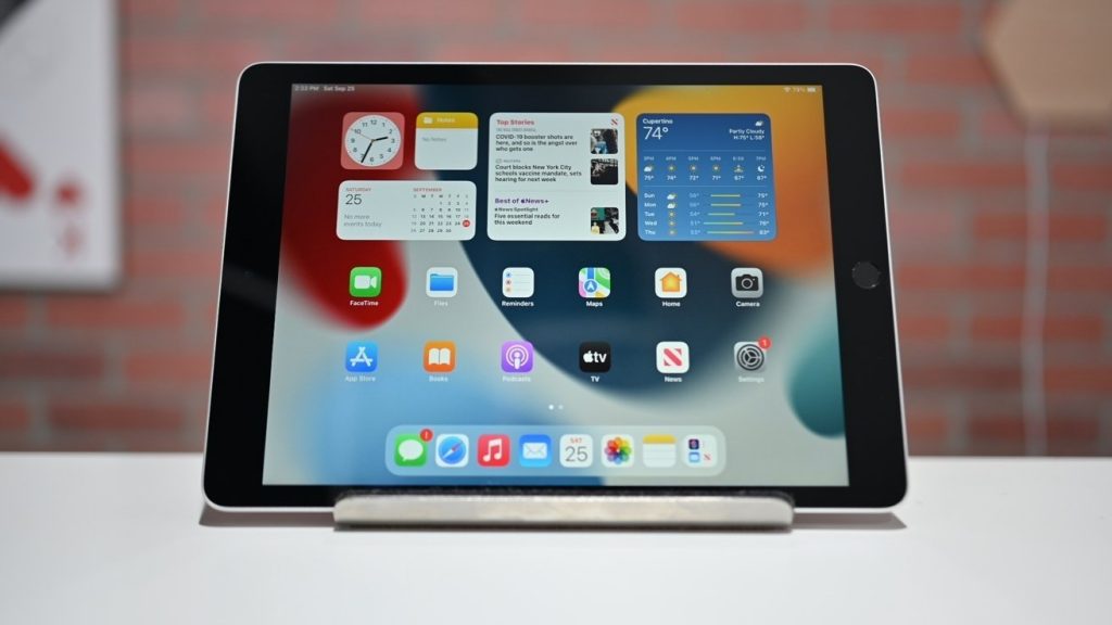 iPad 9 giá rẻ là dòng duy nhất còn dùng màn hình Retina và có nút Home. 