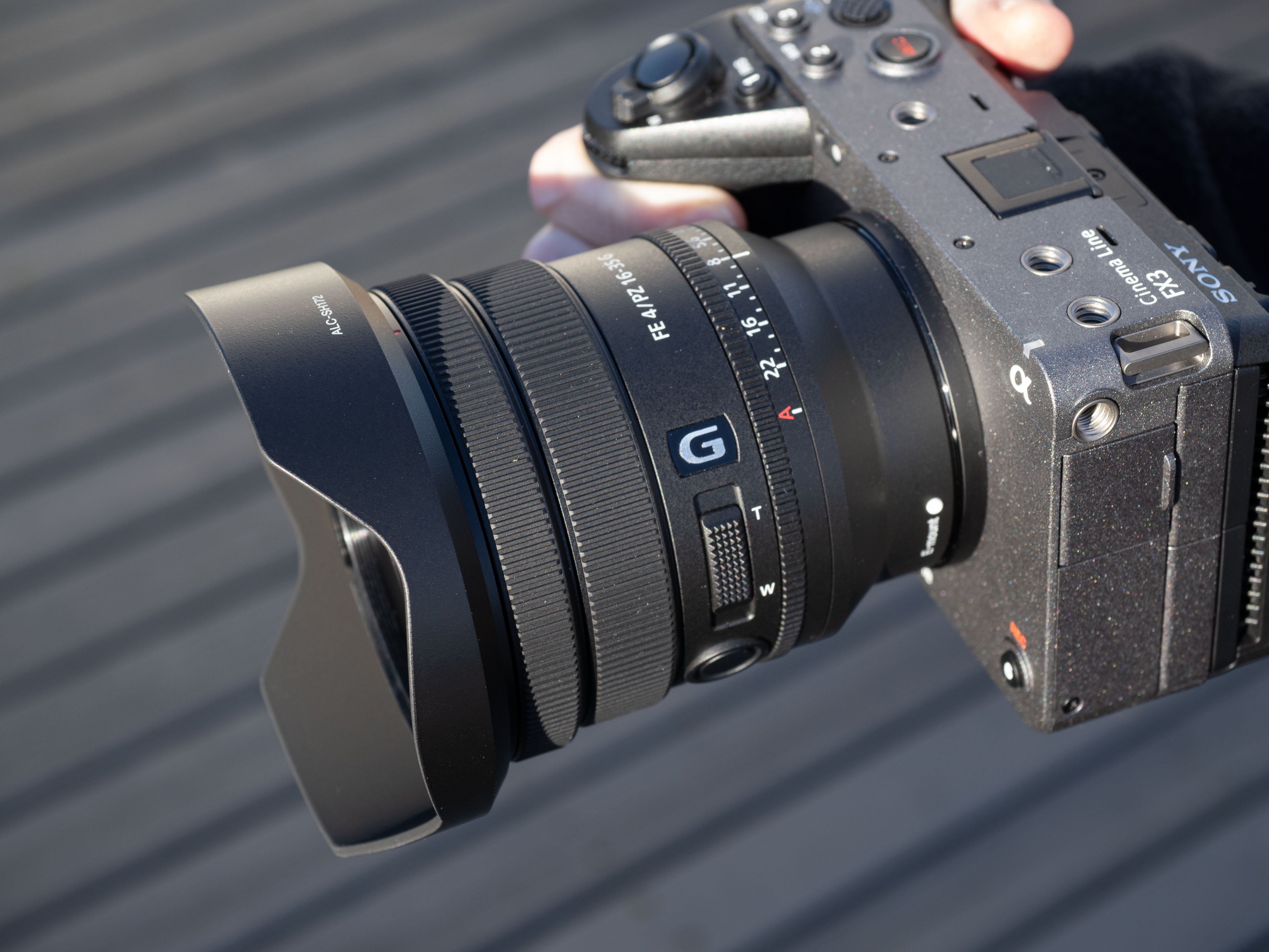 Trên tay ống kính Sony FE PZ 16-35mm F4 G - Blogs các sản phẩm công nghệ zShop.vn