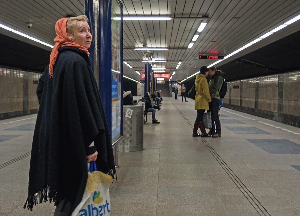 Lady in the metro station – street photography minimalism 