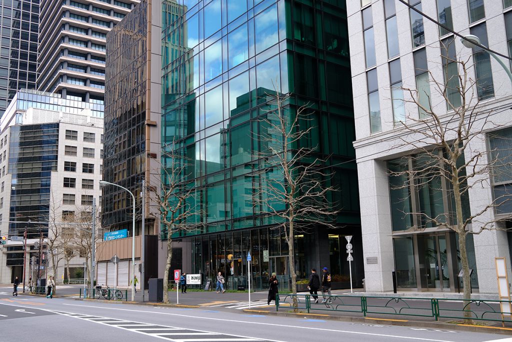 Fujifilm X100IV – Các tòa nhà ở Tokyo. Ảnh: Joshua Waller X100VI · f/3.2 · 1/160s · 23mm · ISO125