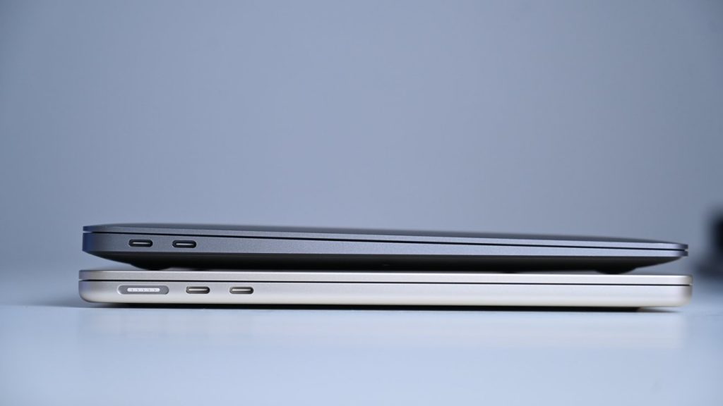 Thiết kế thuôn gọn của MacBook Air cũ đã không còn ở các phiên bản mới hơn.