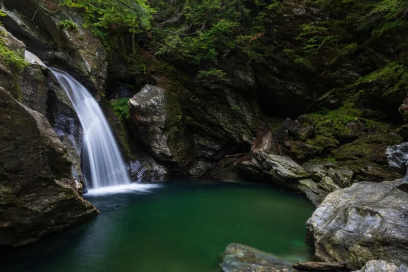 Canon RF 24-105mm f/4L IS USM ở tiêu cự 24mm, f/13, 1.6s, ISO 100 | Ảnh: Petapixel