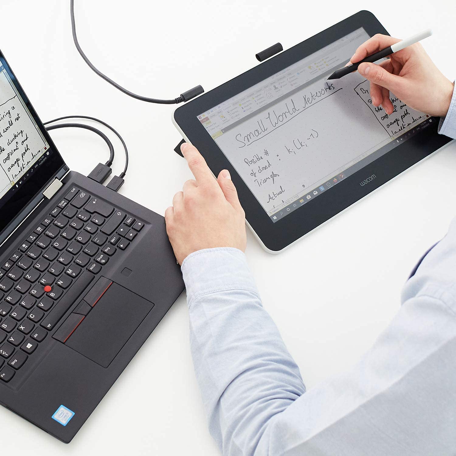 Bảng vẽ Wacom One Pen Display (DTC133W0C)