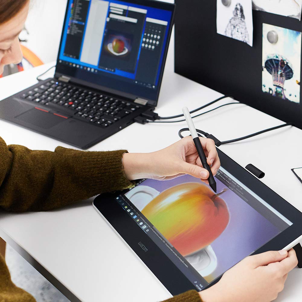 Bảng vẽ Wacom One Pen Display (DTC133W0C)