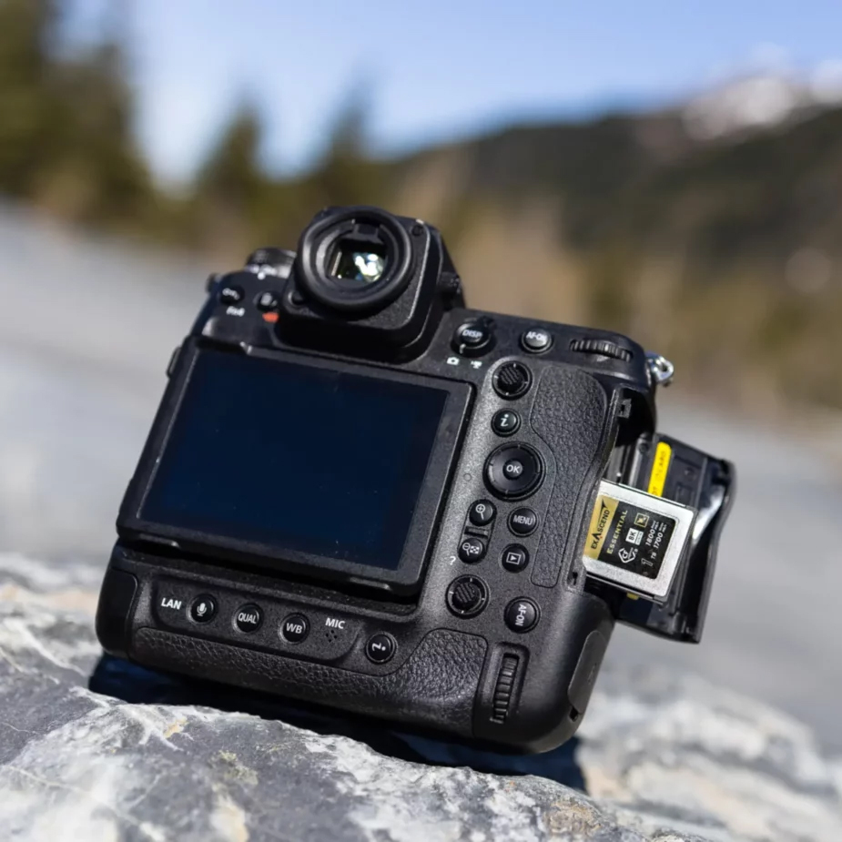 Thẻ nhớ CFexpress Type B Exascend Essential 1TB đọc 1800MB/s ghi 1700MB/s