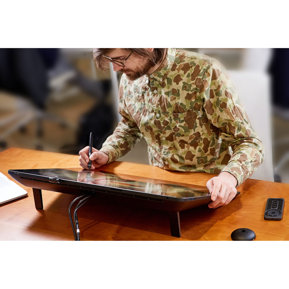 Bảng vẽ Wacom Cintiq Pro 24 Touch